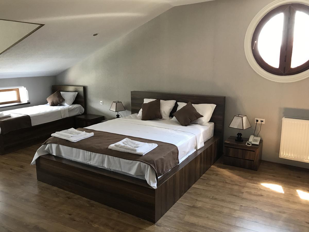 Elia Palace Hotel Tbilisi ภายนอก รูปภาพ