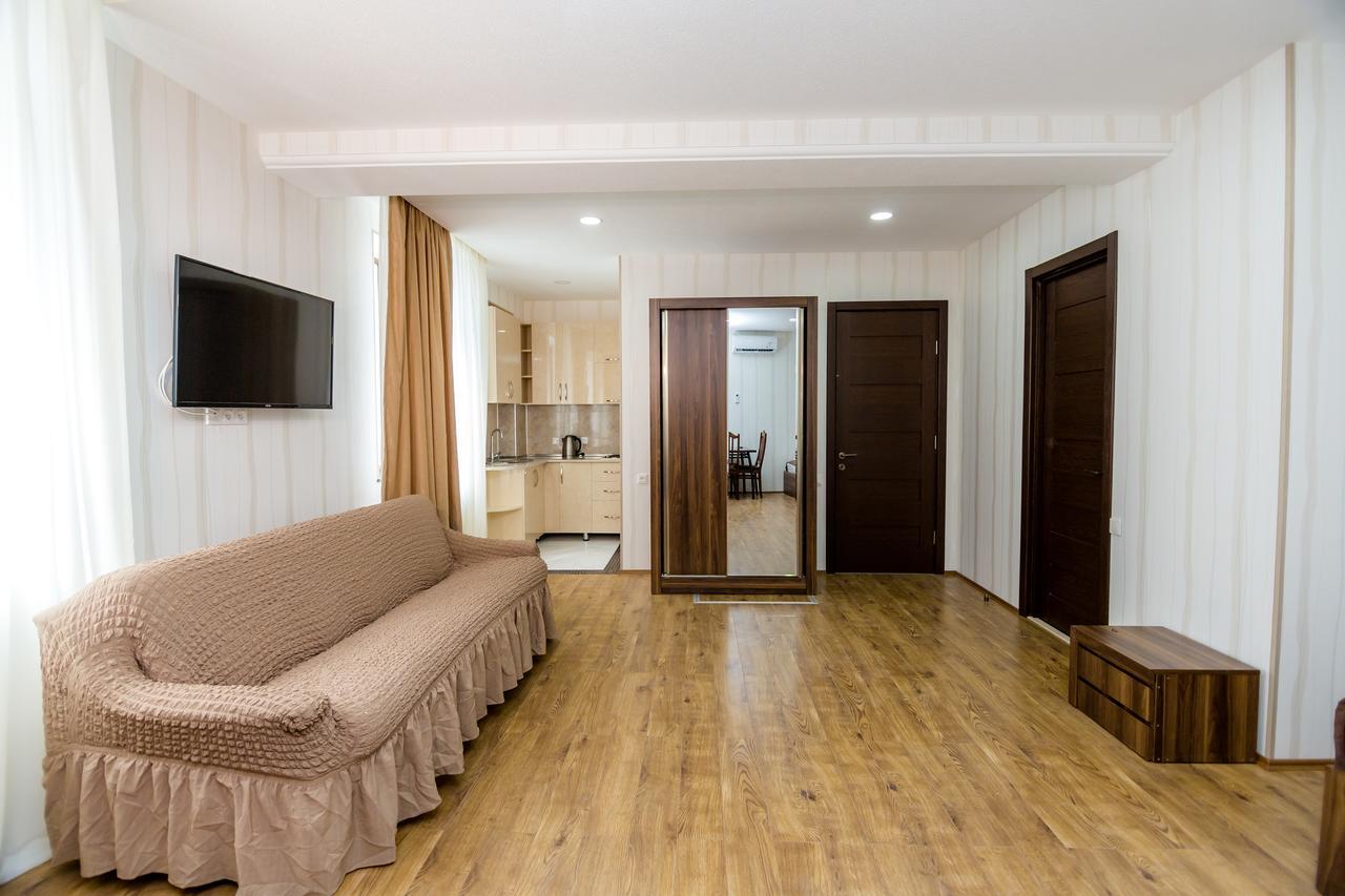 Elia Palace Hotel Tbilisi ภายนอก รูปภาพ