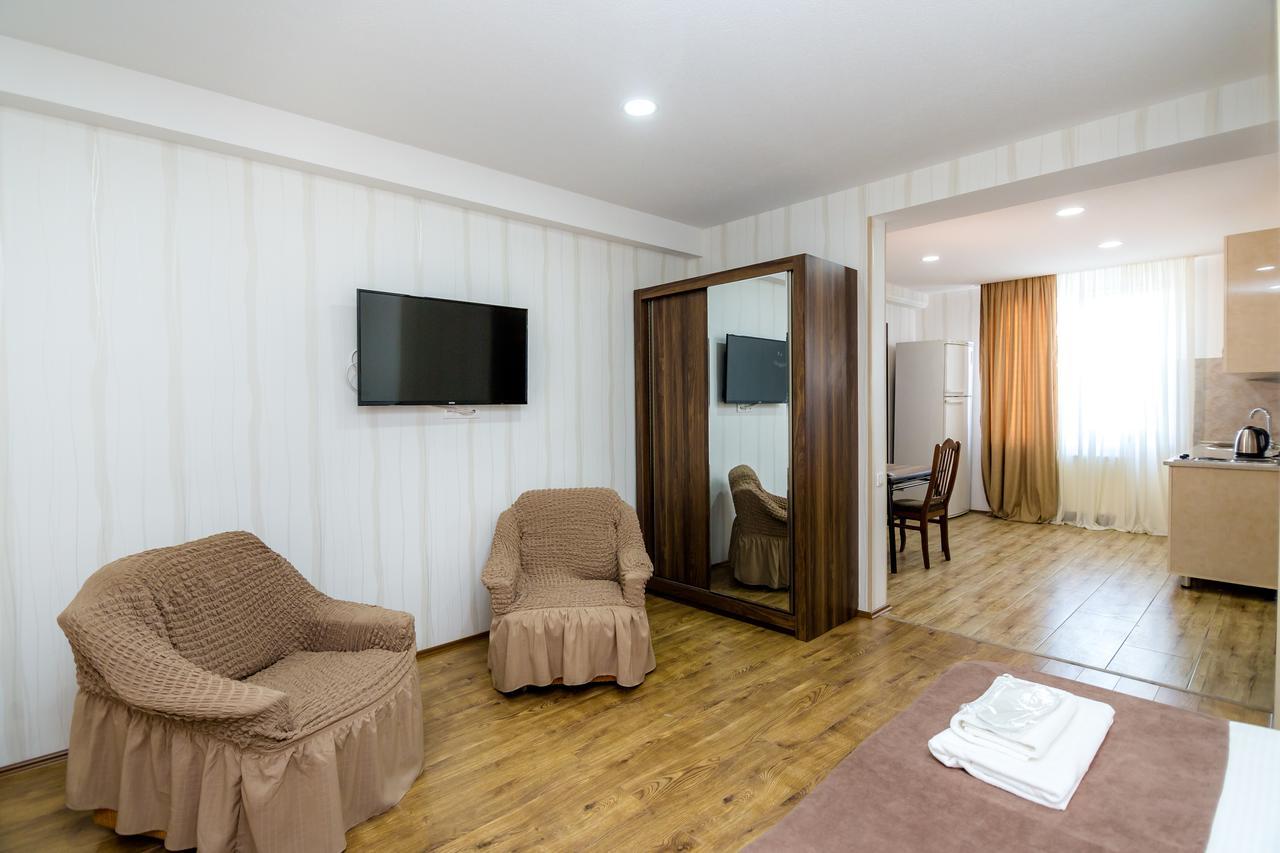 Elia Palace Hotel Tbilisi ภายนอก รูปภาพ
