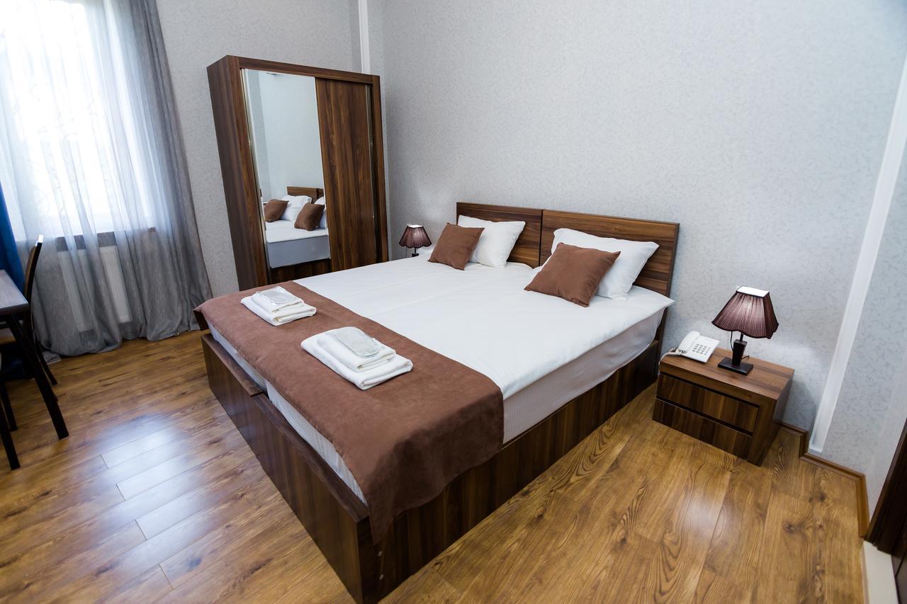 Elia Palace Hotel Tbilisi ภายนอก รูปภาพ