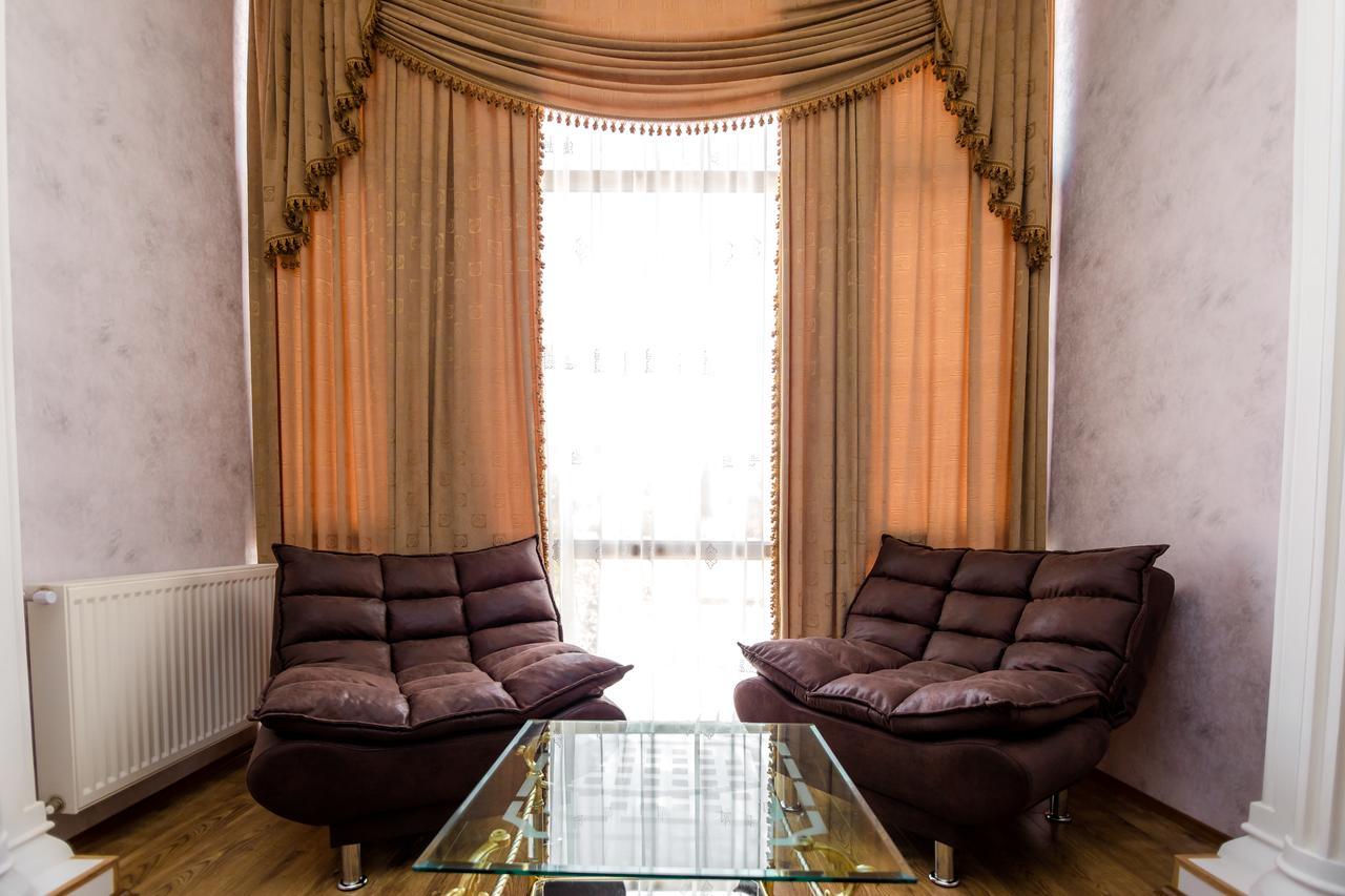 Elia Palace Hotel Tbilisi ภายนอก รูปภาพ