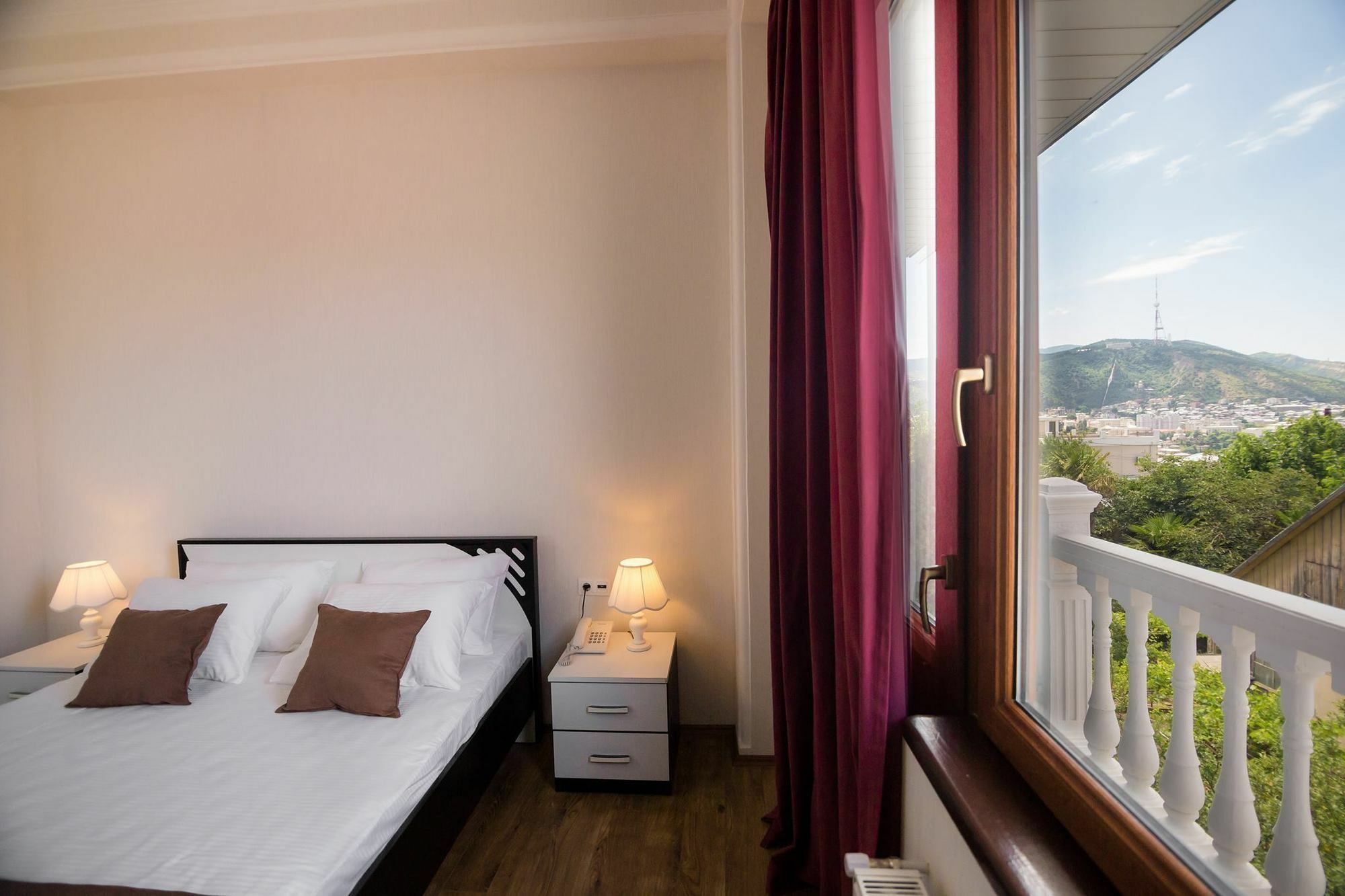 Elia Palace Hotel Tbilisi ภายนอก รูปภาพ